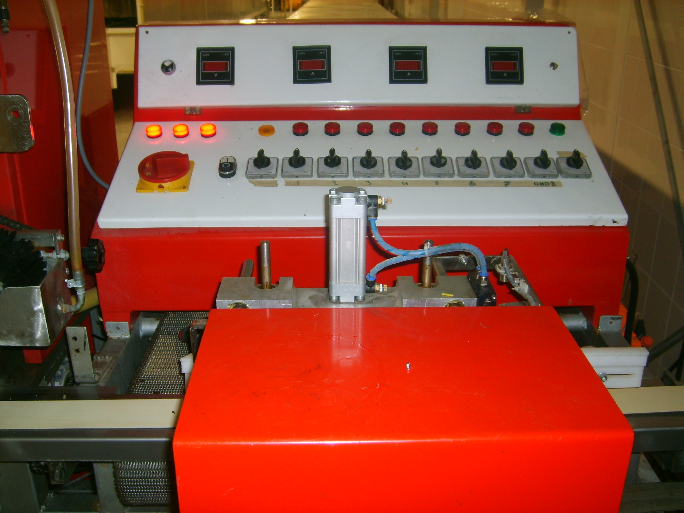 C type Semi Auto Cube Sugar Machines